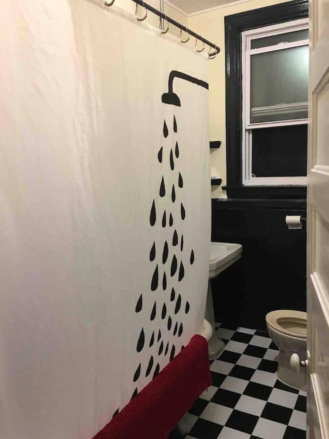 تورونتو Cozy Downtown Private Rooms Near Ago المظهر الخارجي الصورة